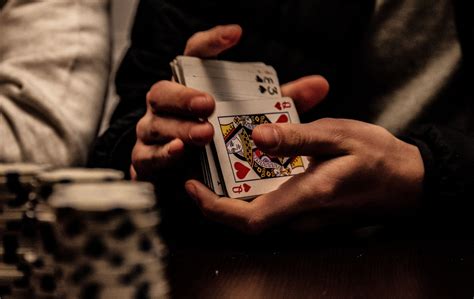 poker glücksspiel oder strategiespiel
